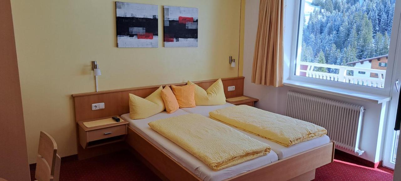 Hotel Pension Echo 레흐암 아르베르크 외부 사진